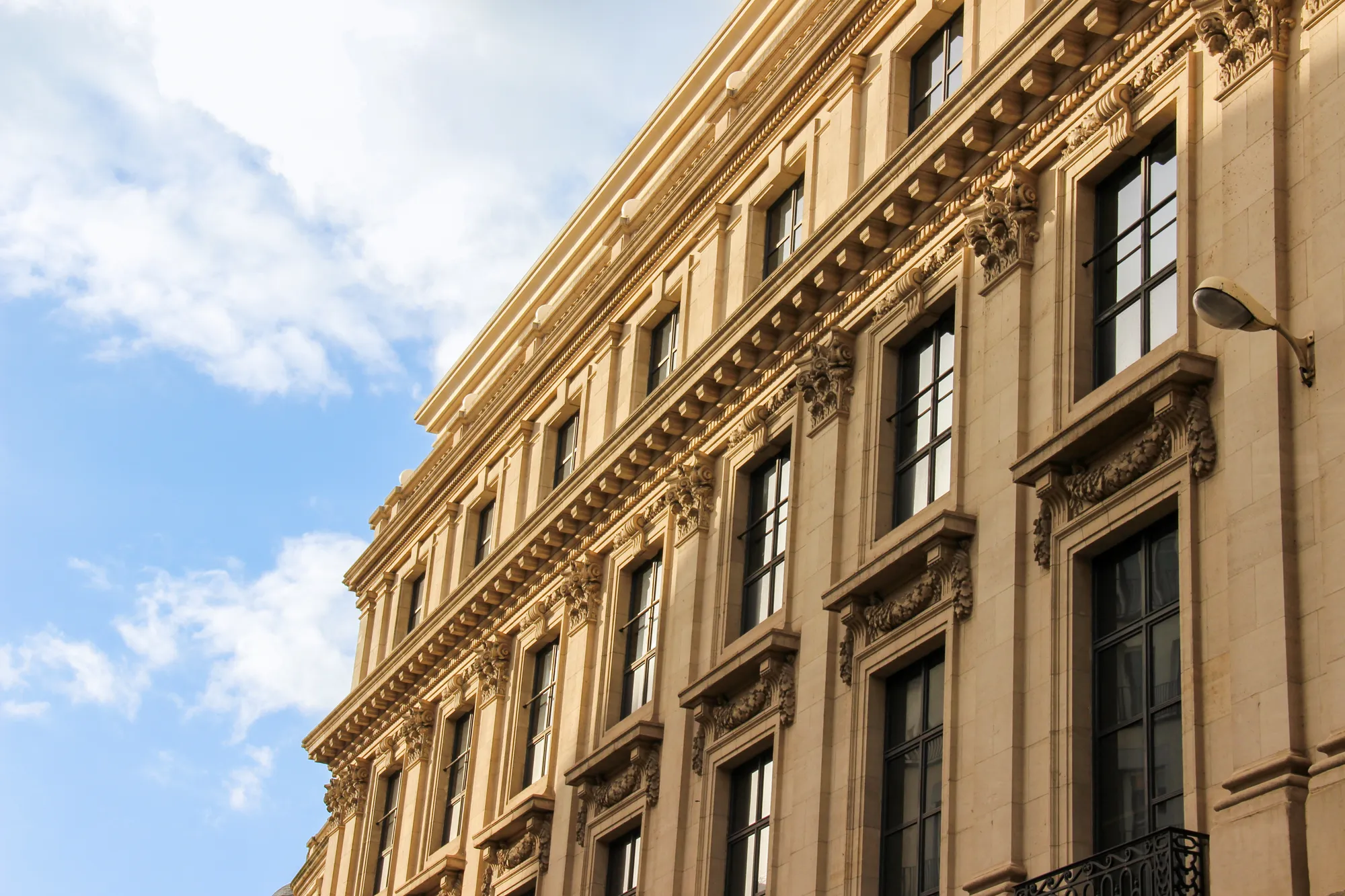 Office Space for Rent: Rue Des Colonies - Koloniënstraat 56, Brussels