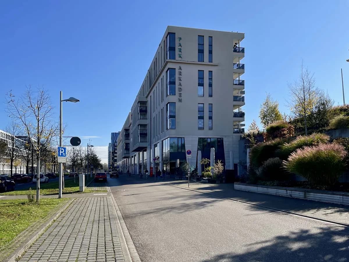 Office space for rent: Ludwig-Erhard-Allee 10, Karlsruhe