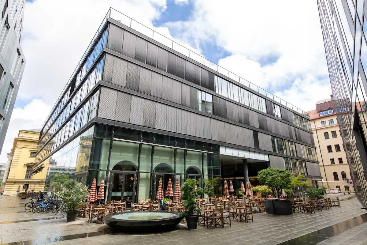 Kantoorruimte te huur: Maximilianstrasse 13, München