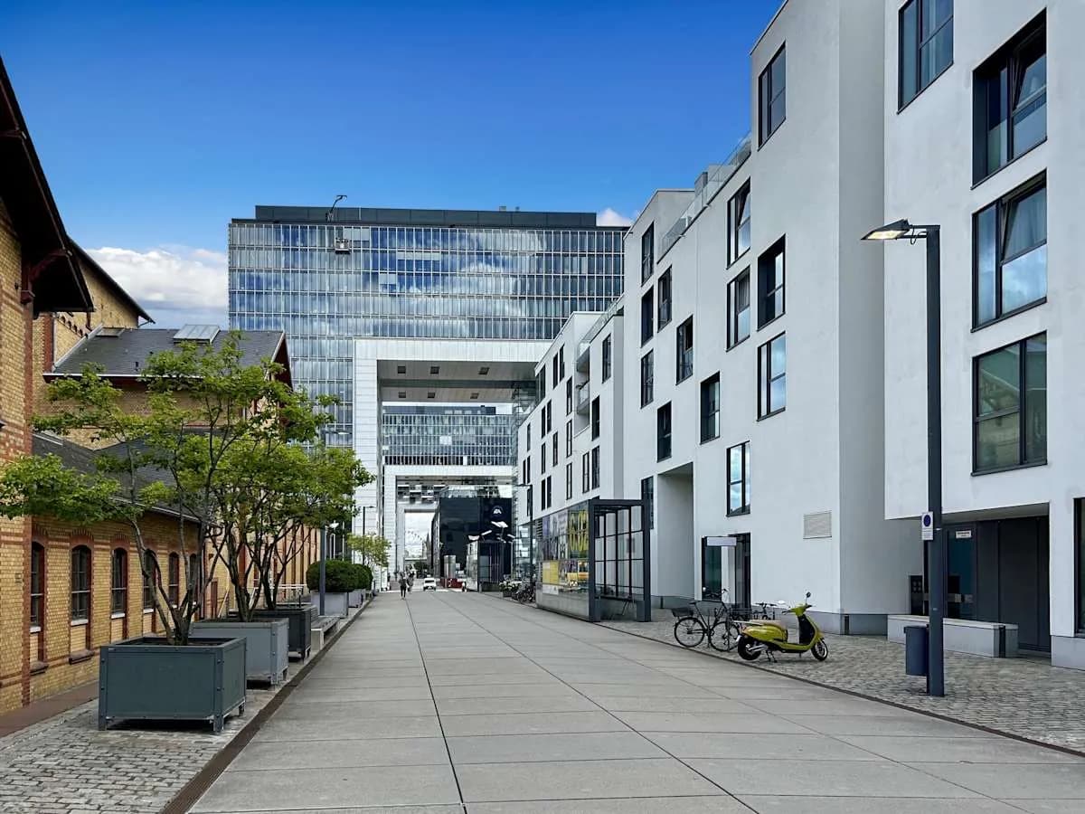 Bürofläche zu vermieten: Im Zollhafen 24, Köln