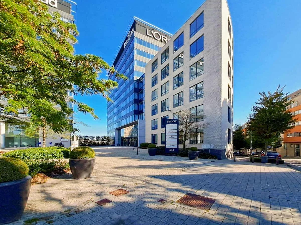 Office space for rent: Avenue Charles-Quint 584, Brussels