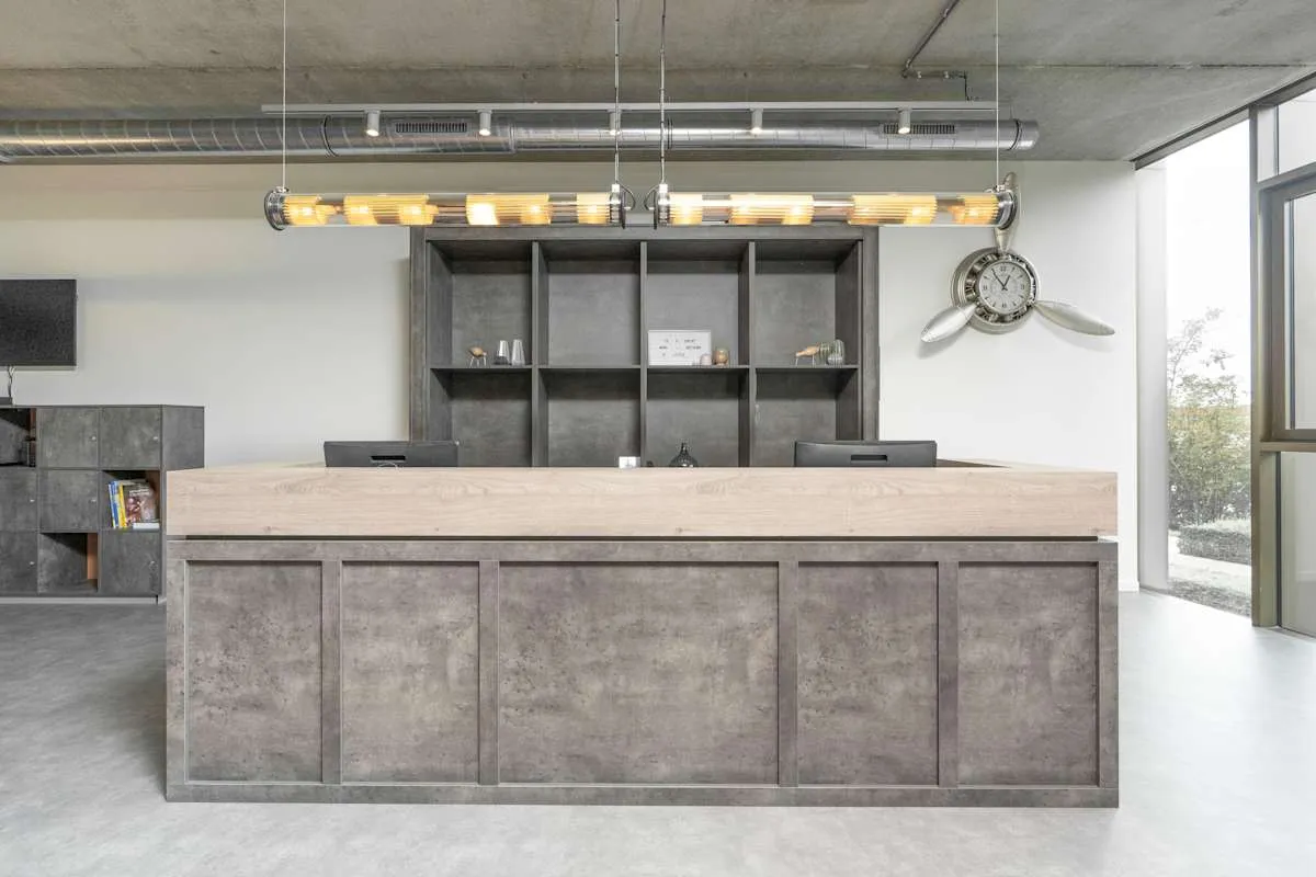 Office space for rent: Dumolinlaan 1, Kortrijk
