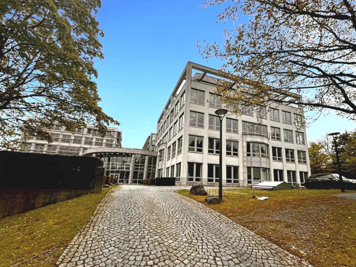 Office space for rent: Ruhrallee 185, Essen
