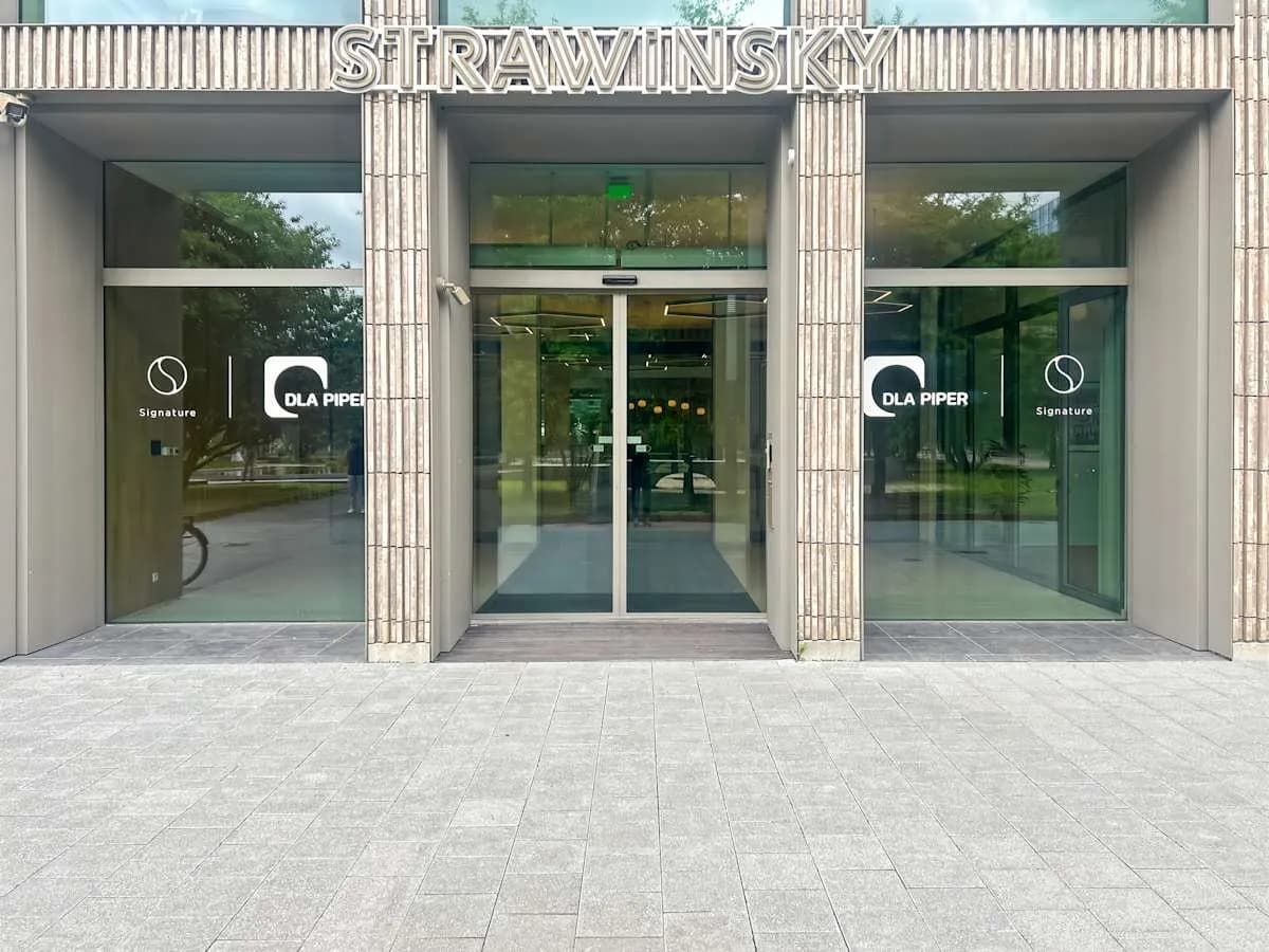 Office space for rent: Strawinskylaan 6, Amsterdam
