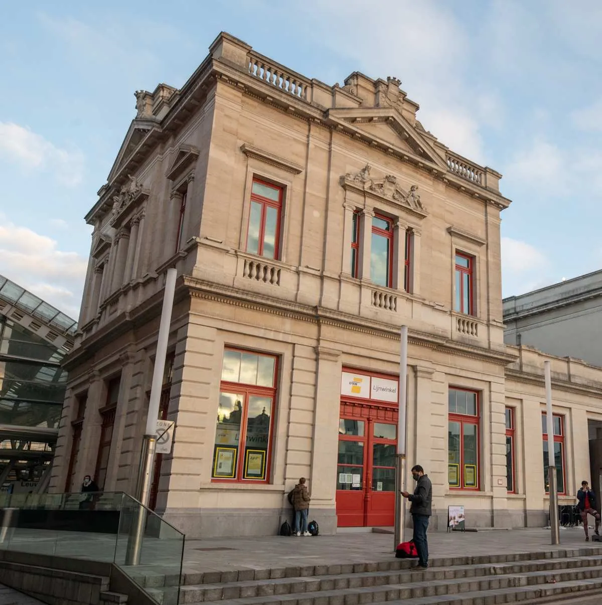 Office space for rent: Martelarenplein 20E, Leuven