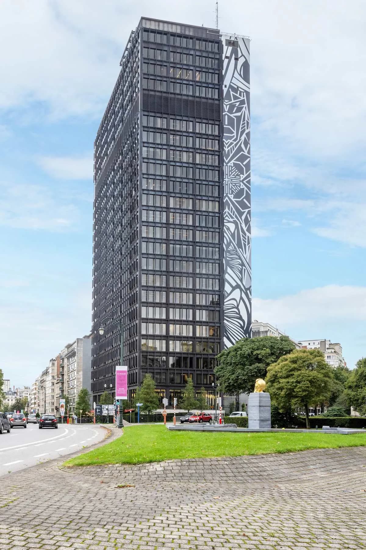 Office space for rent: Avenue Louise 480, Brussels