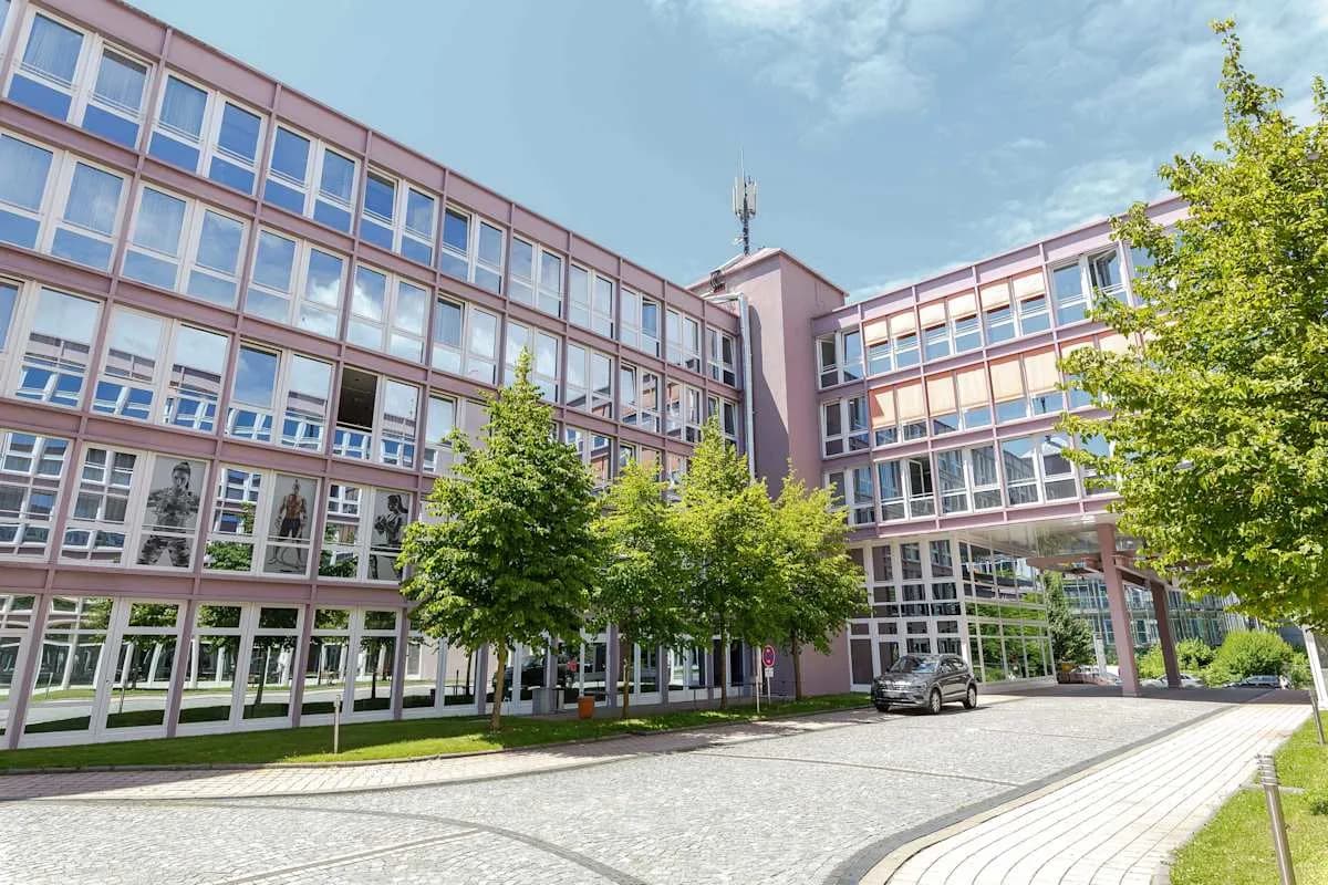 Bürofläche zu vermieten: Kronstadter Strasse 4, München
