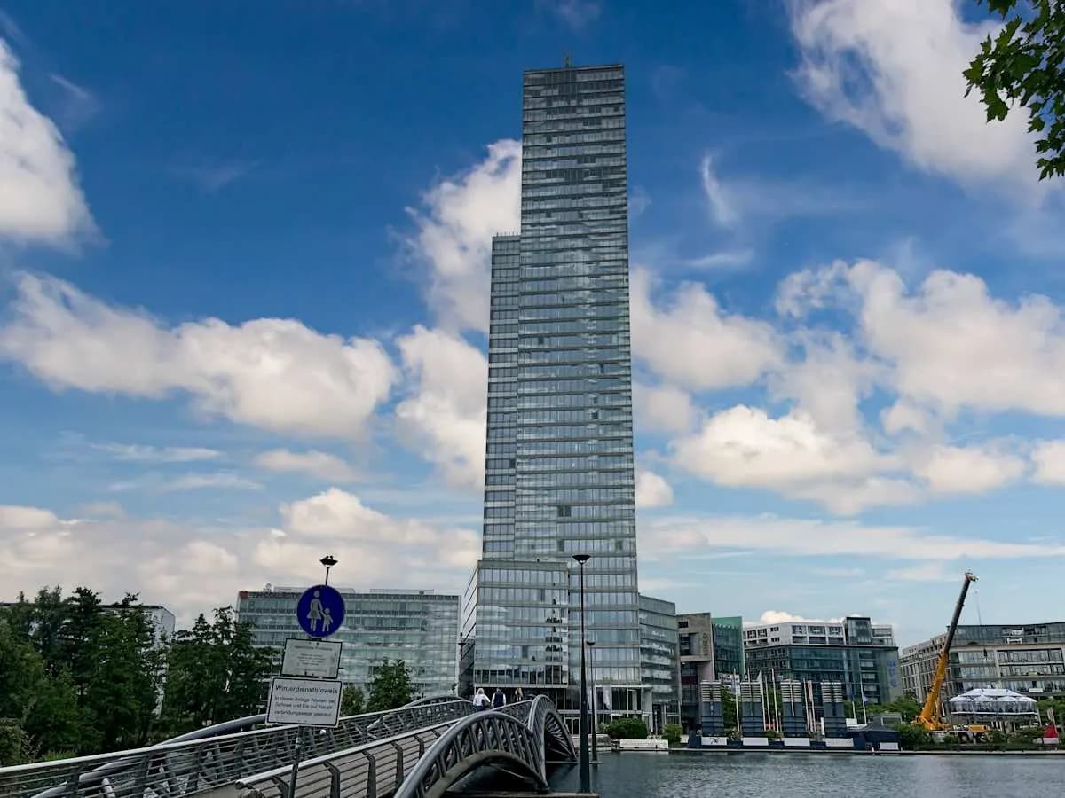 Office space for rent: Im Medienpark 8, Cologne