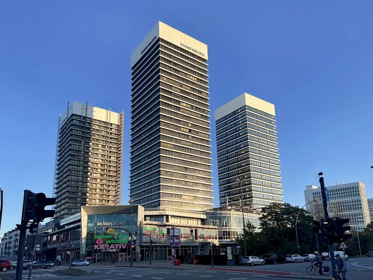 Office space for rent: Hamburger Strasse 11, Hamburg