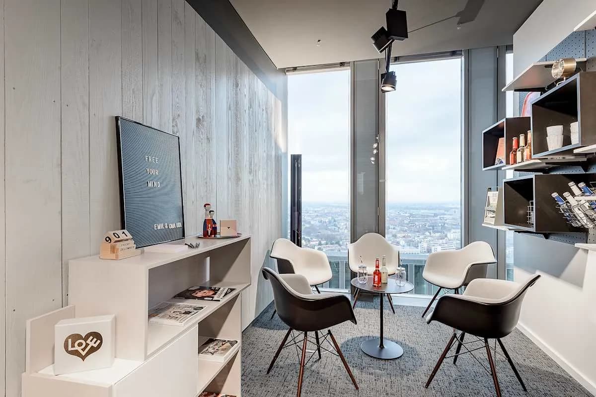 Bürofläche zu vermieten: Mies-van-der-Rohe-Strasse 6, München
