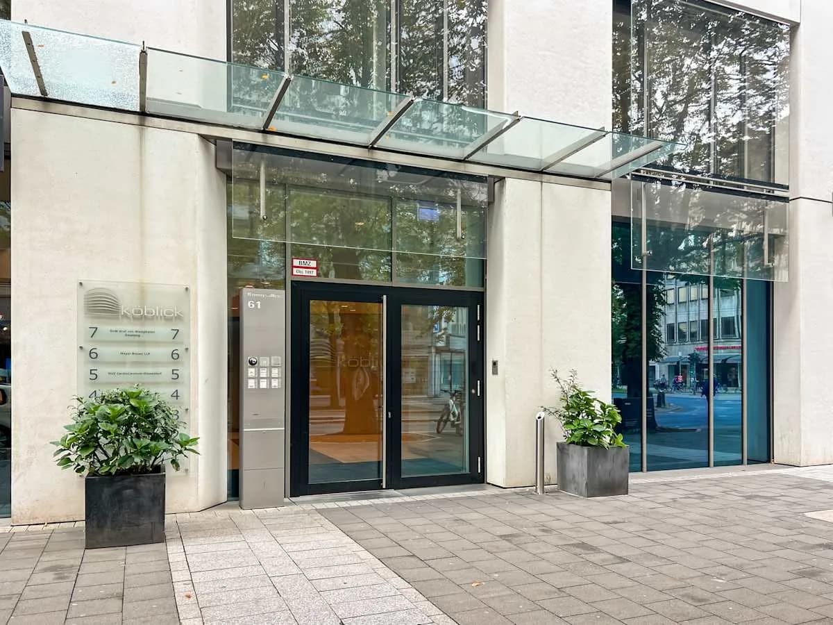 Office space for rent: Koenigsallee 61, Düsseldorf