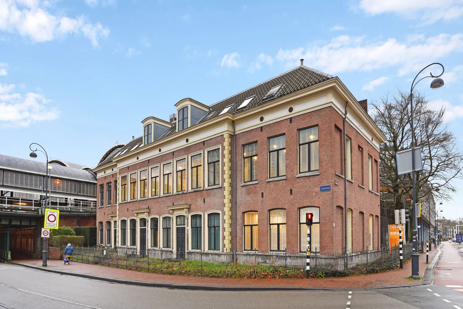 Office space for rent: Kennemerplein 20, Haarlem - Foto 1