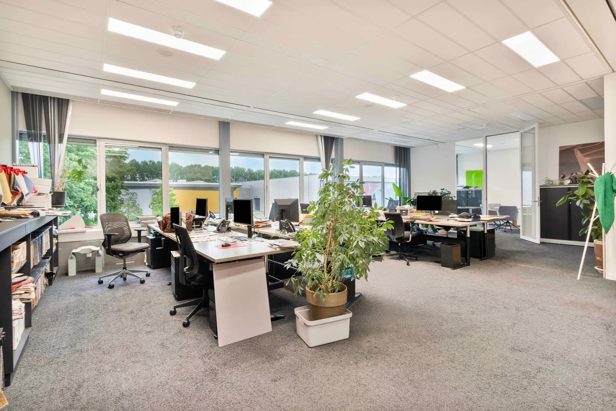 Office Space for Rent: Marinus Dammeweg 56, Venlo - Foto 1