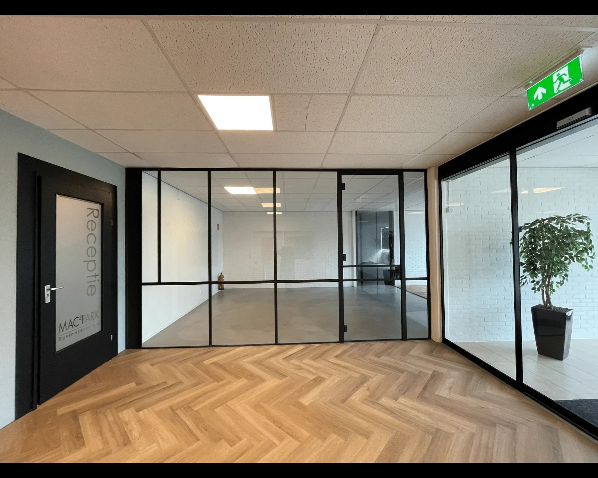 Office Space for Rent: Bronsweg 7, Lelystad - Foto 1