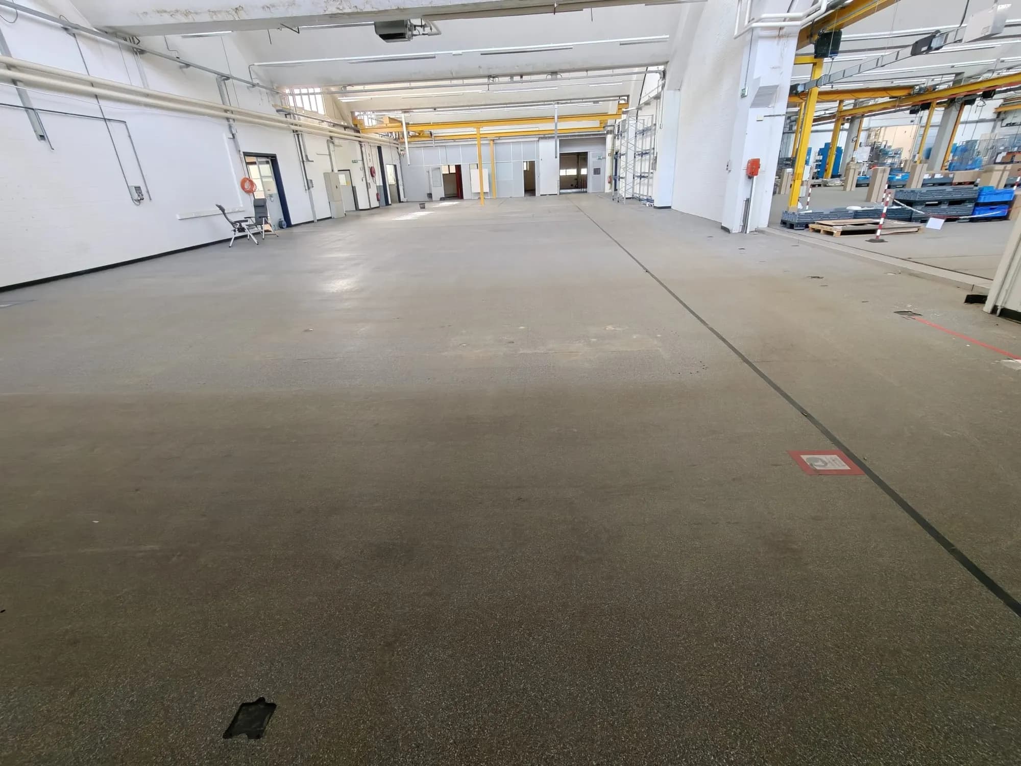 Bedrijfsruimte te huur: Houtstraat 9, Weert - Foto 1