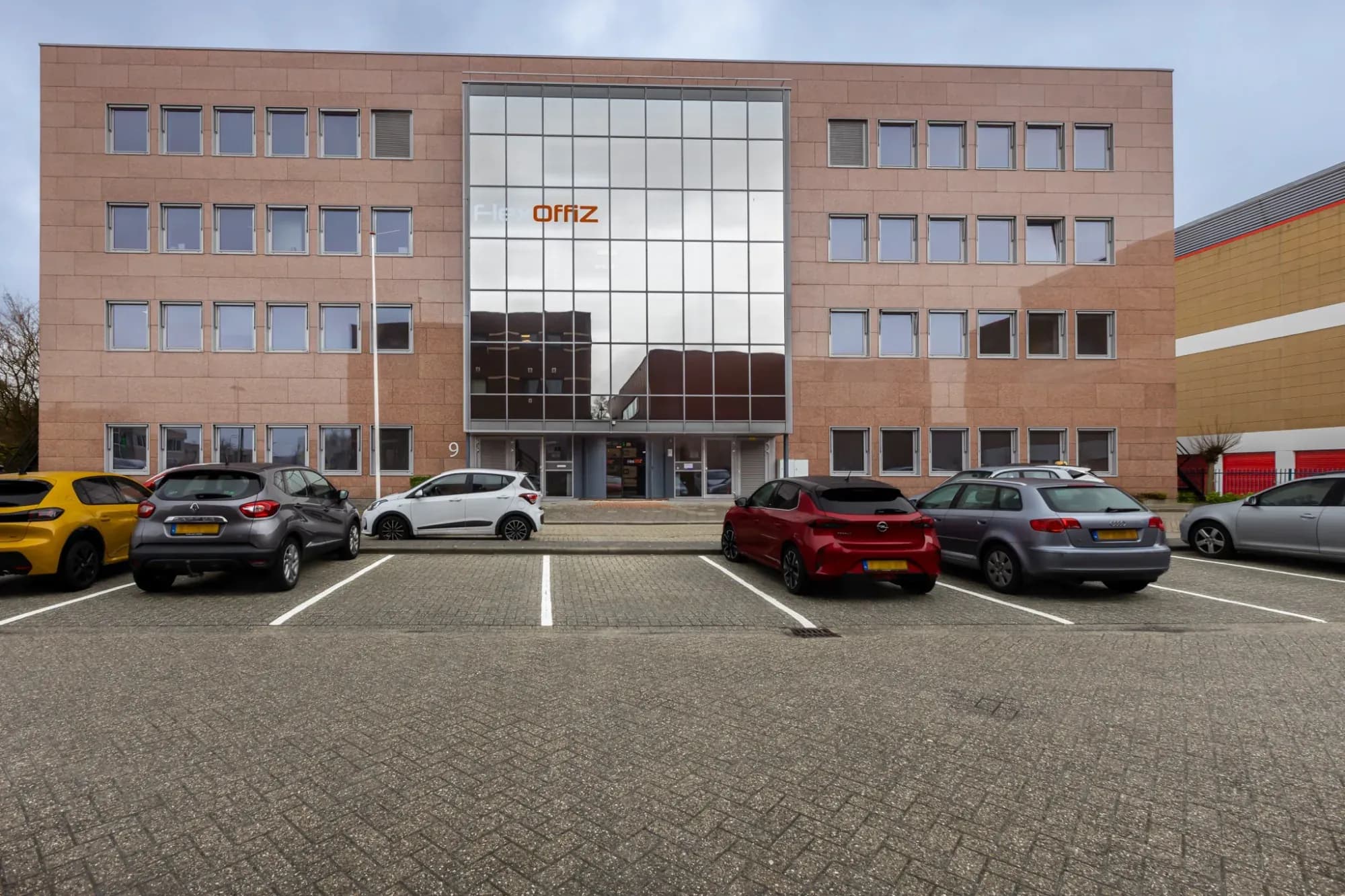 Office space for rent: Curieweg 9, Spijkenisse