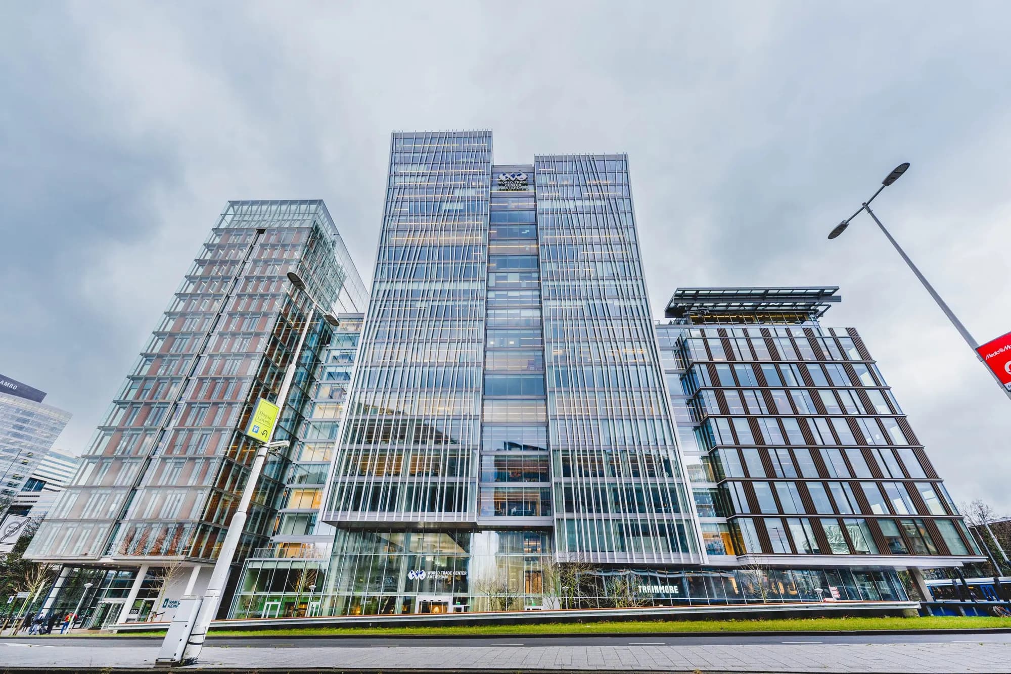 Office space for rent: Strawinskylaan 257, Amsterdam - Foto 1