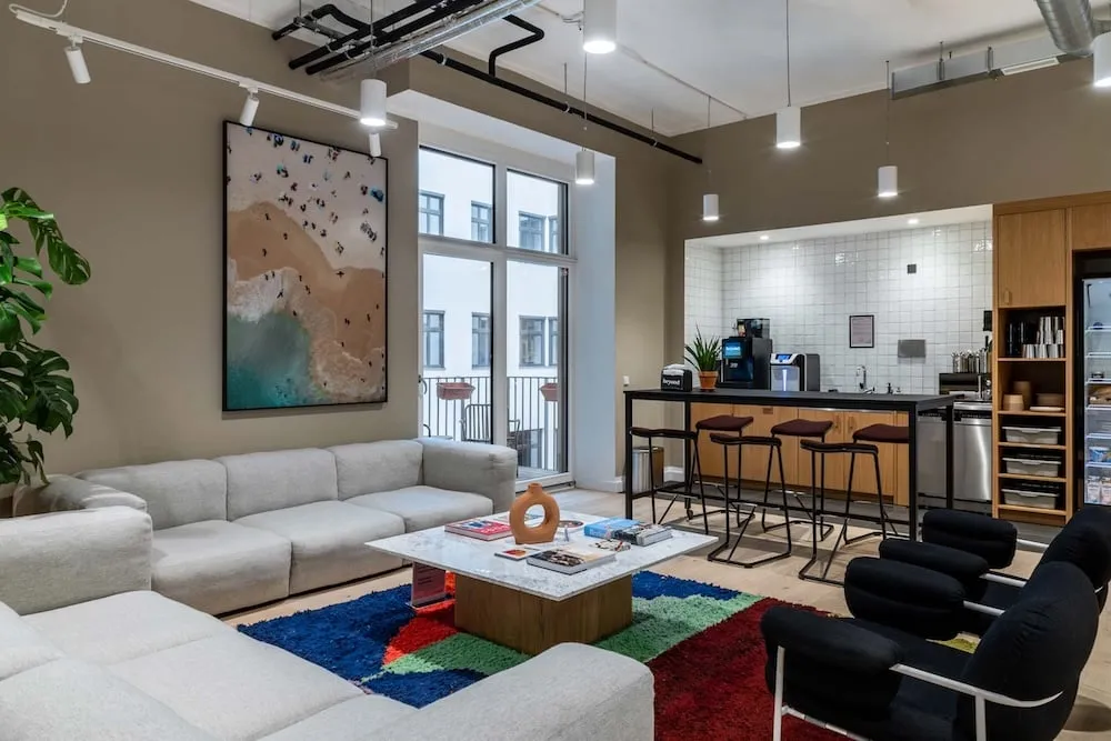 Office space for rent: Chausseestraße 29, Berlin